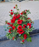 Tombstone decoration with red roses - composition + bouquet