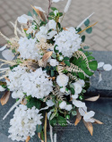 Décoration de pierre tombale avec une hortensia blanche - Composition + bouquet