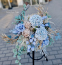 Tombstone decoration with beautiful hydrangea