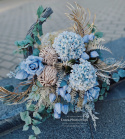 Tombstone decoration with beautiful hydrangea