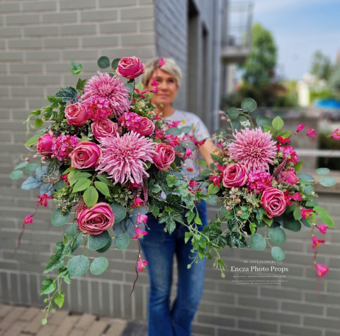 79 / 5 000 Pierre tombale avec chrysanthemum rose - composition + bouquet