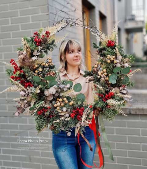 Asymmetrical Christmas wreath - 60 cm