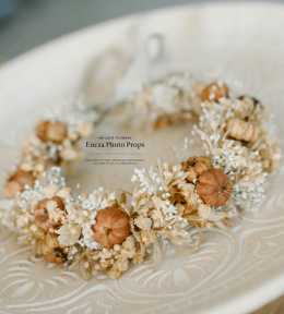Symmetrical wreath - Boho with pumpkins