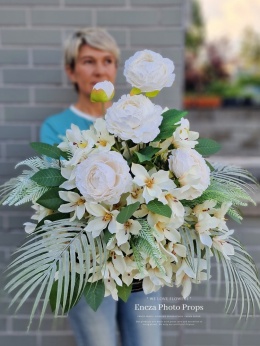 Tombstone decoration - Lilies