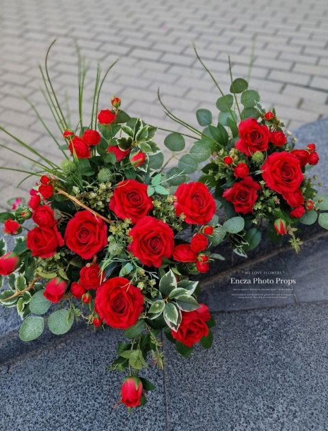 Dekoracja nagrobna - RED - Kompozycja + Bukiet Dekoracja nagrobna - RED - Kompozycja + Bukiet