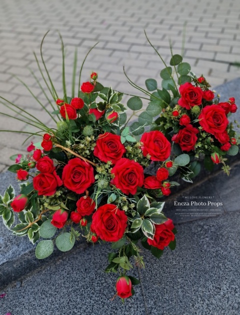 Dekoracja nagrobna - RED - Kompozycja + Bukiet Dekoracja nagrobna - RED - Kompozycja + Bukiet