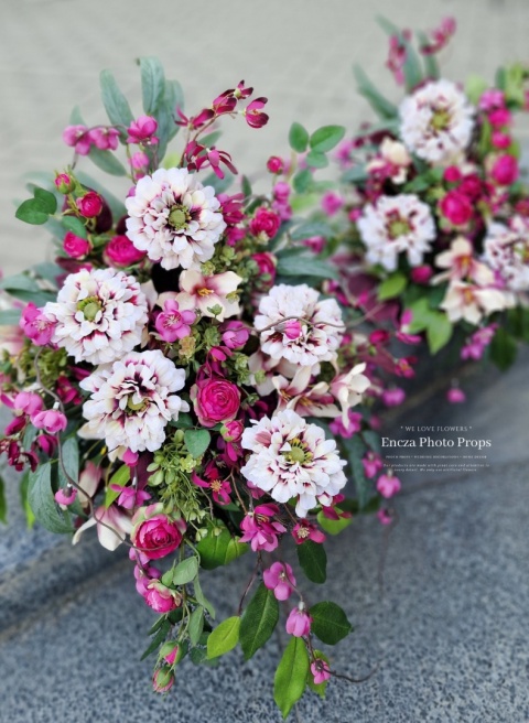 Tombstone decoration - ZINNIAS - Composition + Bouquet Tombstone decoration - ZINNIAS - Composition + Bouquet