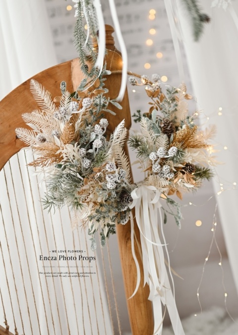 Set: hanging wreath, decorative wreath + flower box