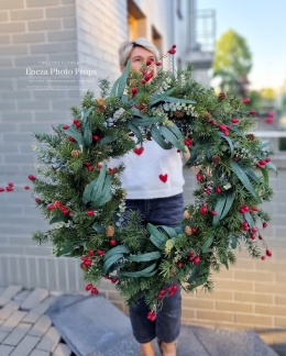 Symmetrical Christmas wreath - 70 cm