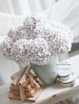 Hydrangea - DIRTY WHITE - 12 pieces