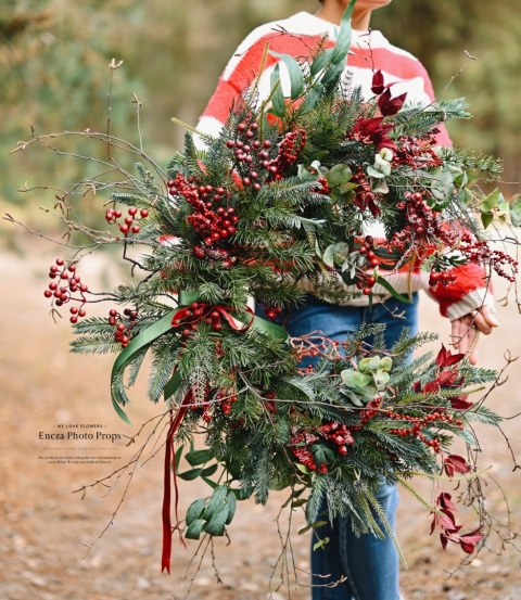 Świąteczny wianek asymetryczny - 80 cm