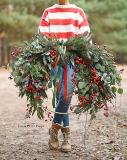 Asymmetrical Christmas wreath - 90 cm