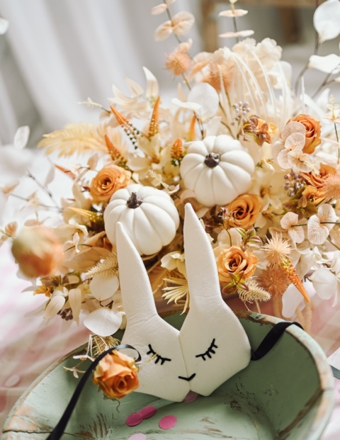 Bouquets d'automne avec des citrouilles
